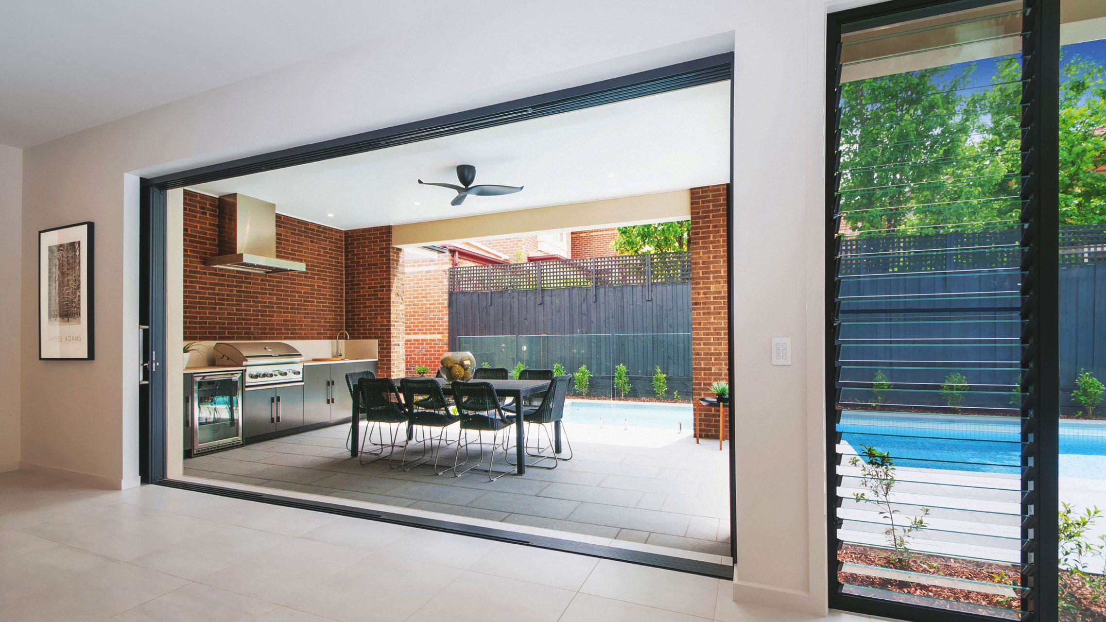 Aluminium Cavity Sliding Door and Louvre Window