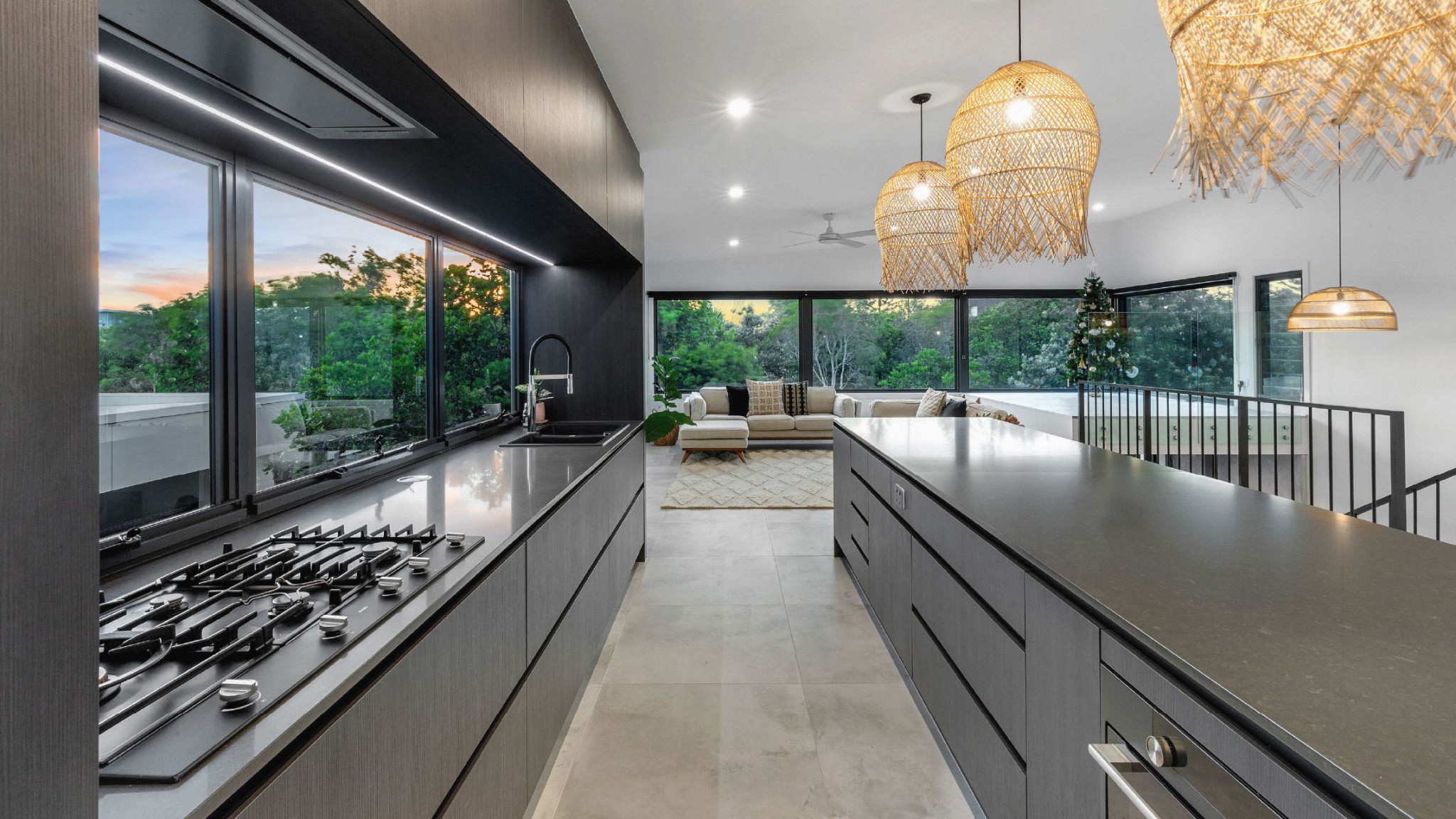 How To Choose Kitchen Windows | Bradnam's Windows & Doors