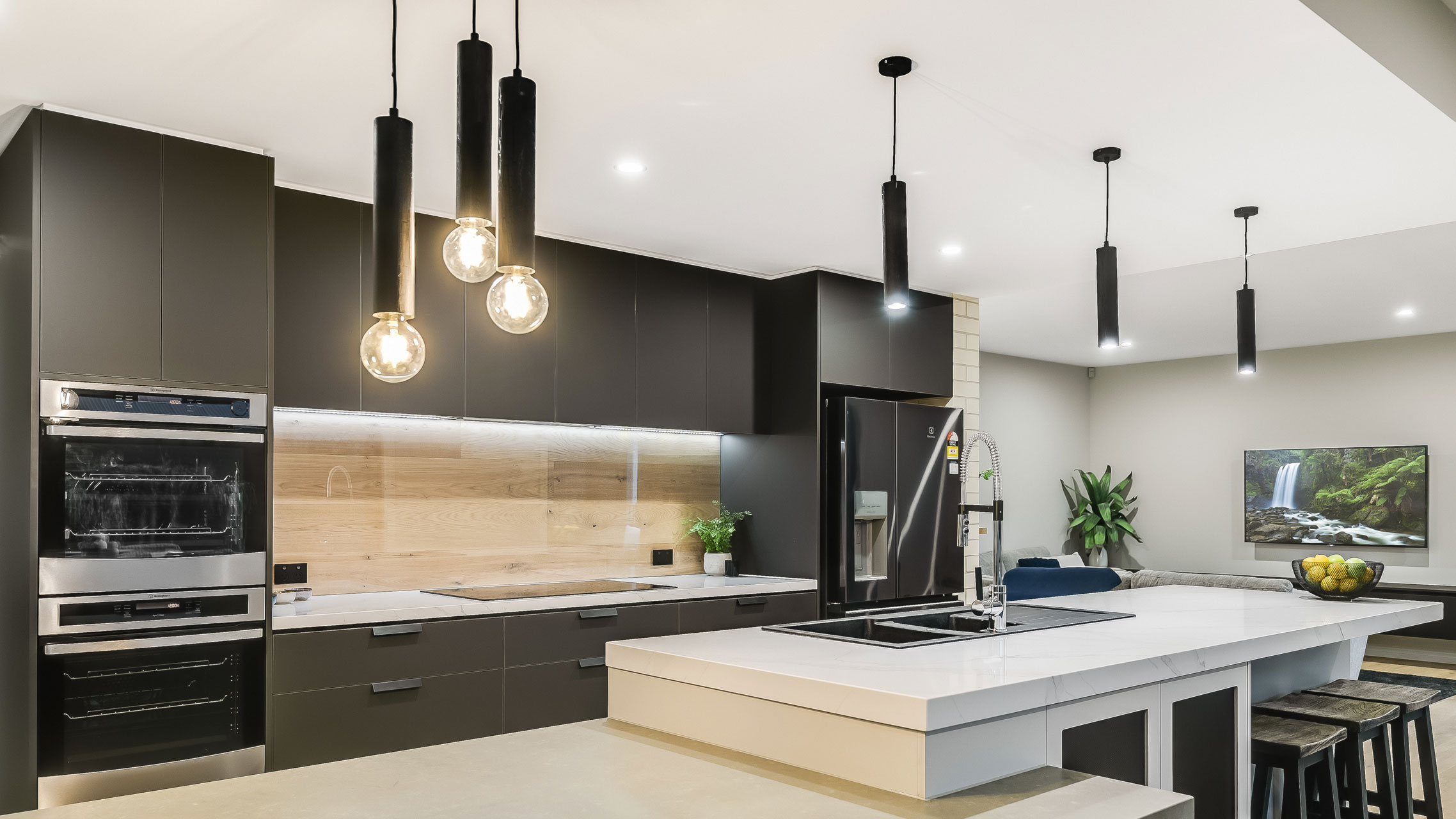 Glass Splashback in a kitchen