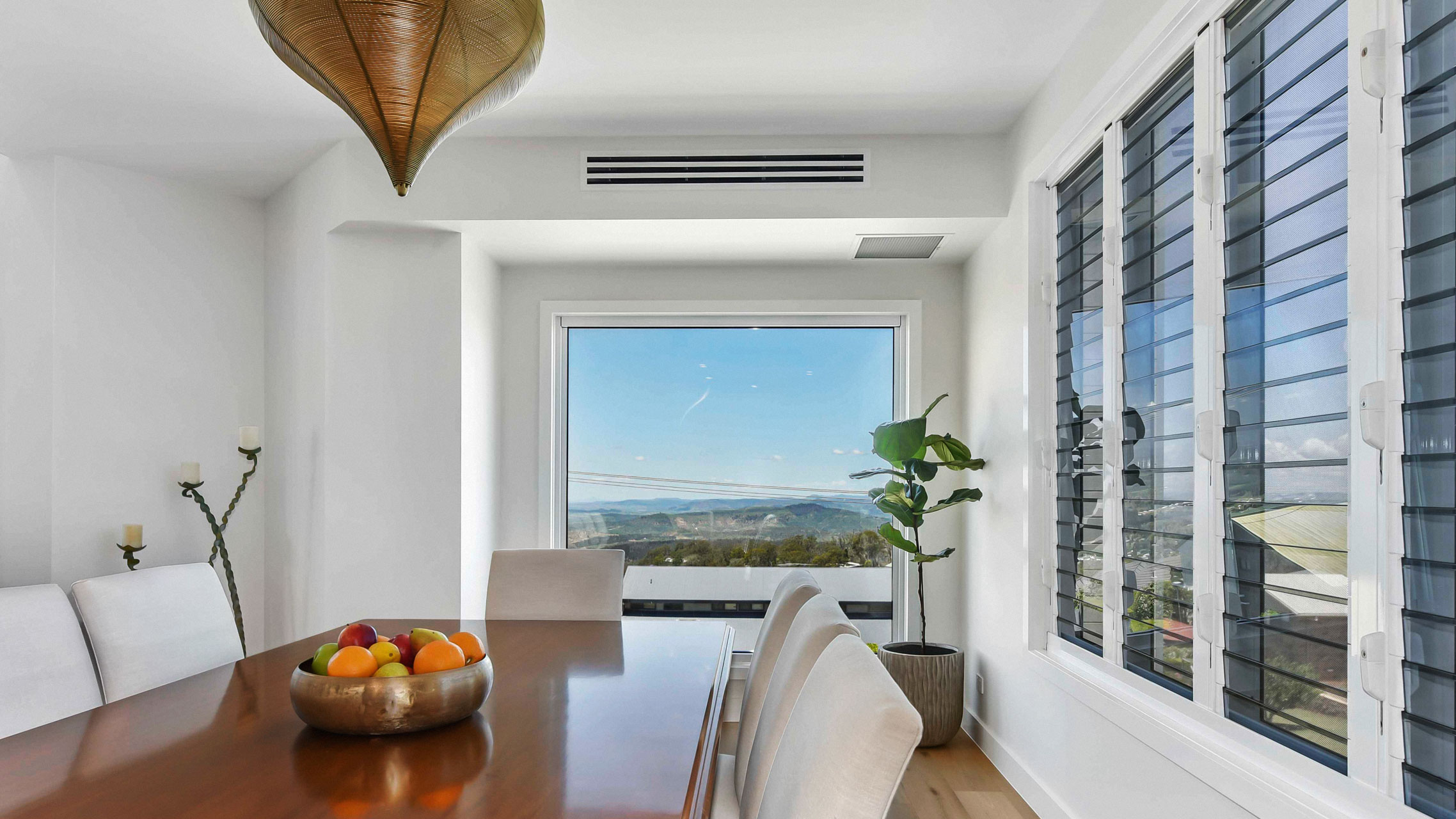 Affordable, Quality Louvre Windows | Bradnam's Windows & Doors