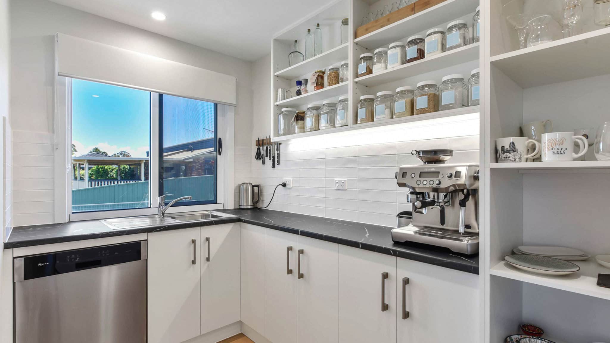 Aluminium Sliding Windows - Bradnam's Windows & Doors