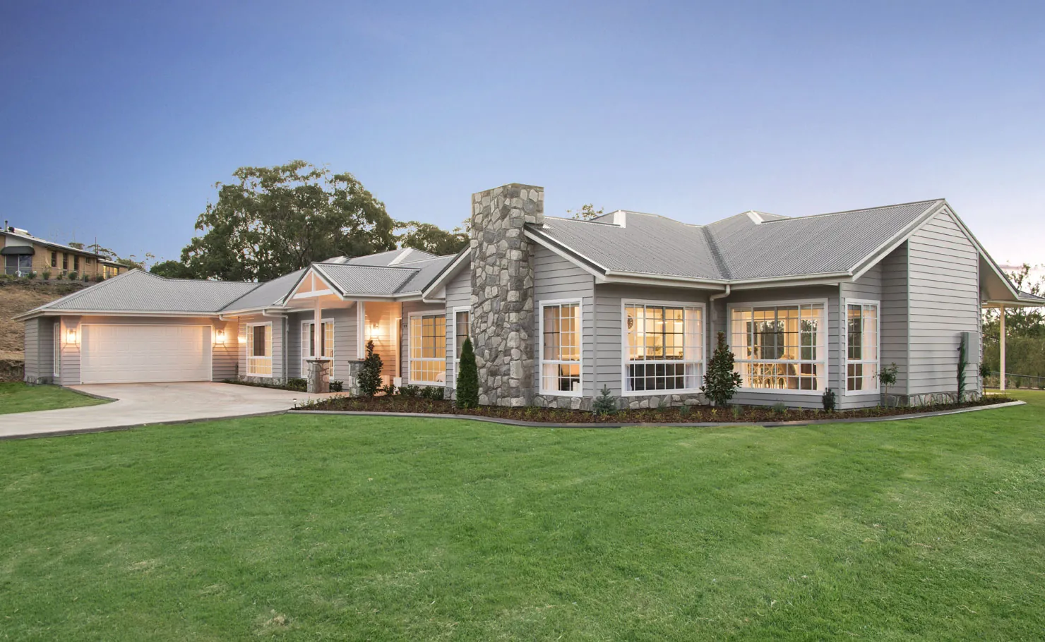 Aluminium Windows and Doors with colonial bars